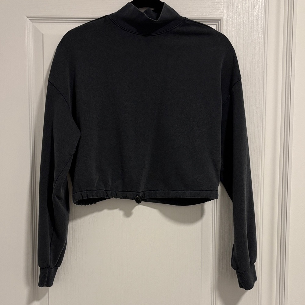 Charcoal Women’s Cropped Sweater